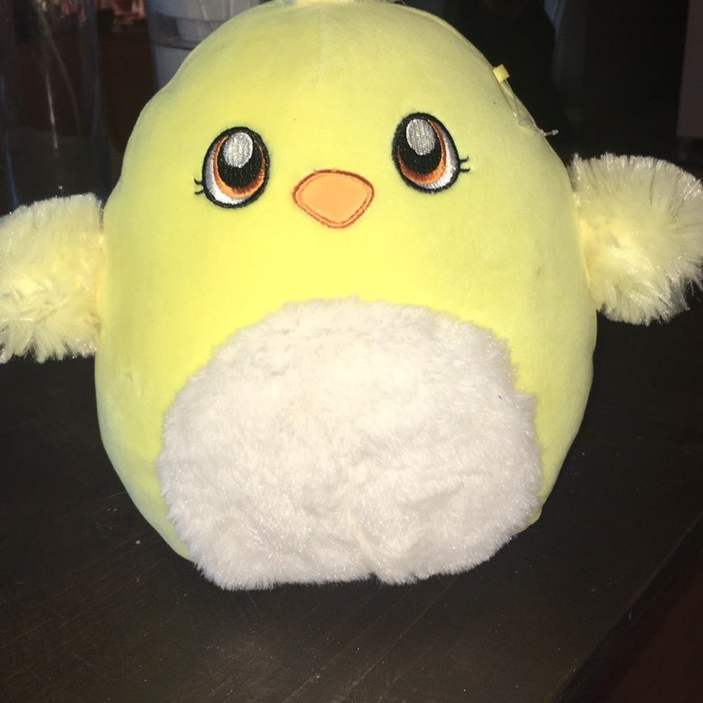 A yellow chic stuff animal